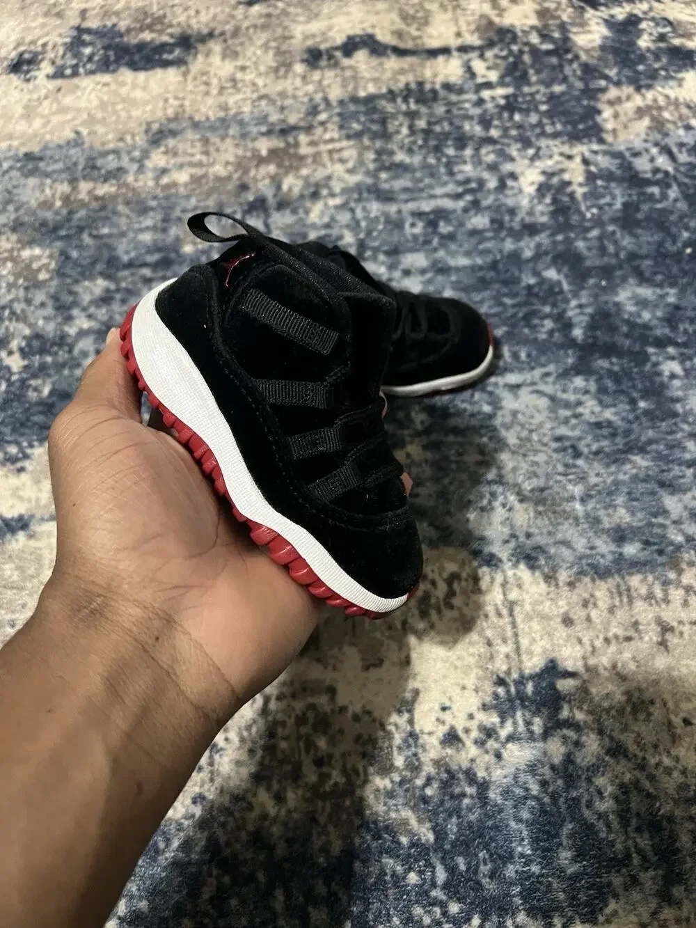Size 6C- Nike Air Jordan 11 ‘Bred Velvet’ Toddler Sneakers HF7808-061